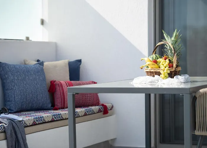 Twins Yard * Nikiti (Sithonia)